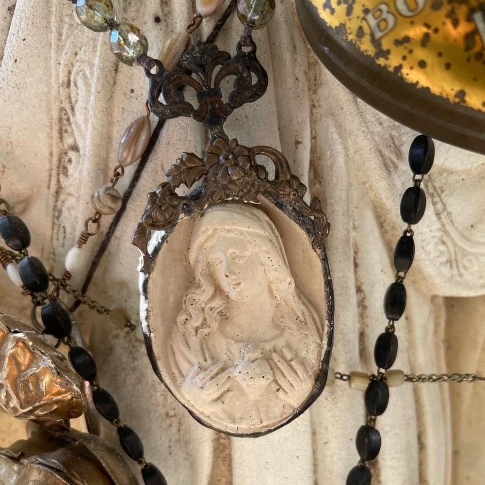 Swamp inspired Louisiana parish rosary voodoo Marie laveau swamp water b… - Picture 2 of 11